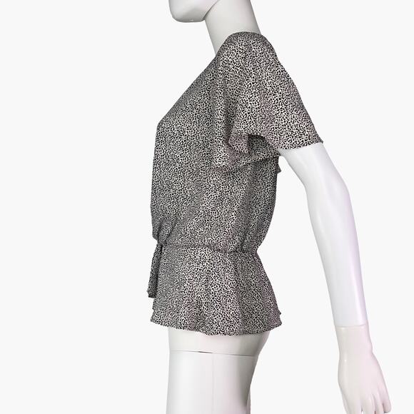 SIENNA SKY Mini Snow Leopard Print Flutter Sleeve Blouse (Black/White | Size M ) - Picture 3 of 9